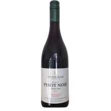 Load image into Gallery viewer, Felton Road Block 3 Pinot Noir 2025 [in bond ex VAT] (3 x 75cl)
